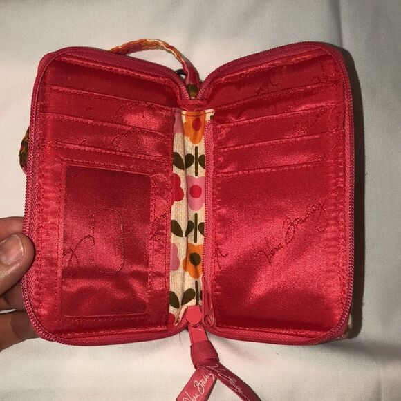 Vera Bradley Folkloric Coral Green Quilted Floral Wallet Wristlet - Picture 6 of 13